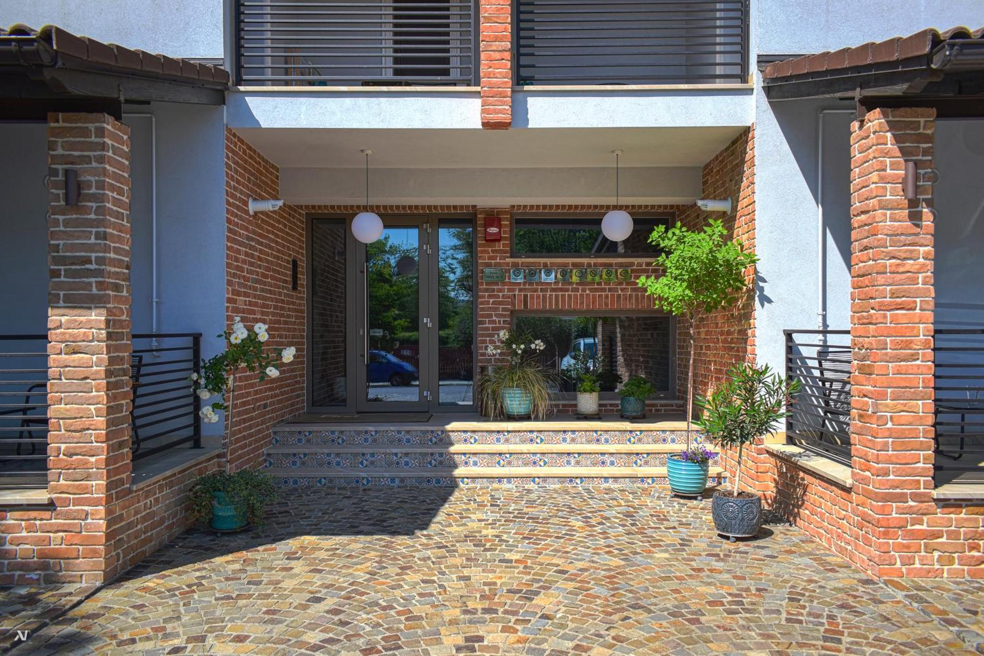 First Apartments Focşani Dış mekan fotoğraf